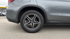 Mercedes-Benz GLC 220d 4Matic AMG Line 5dr 9G-Tronic Diesel Estate